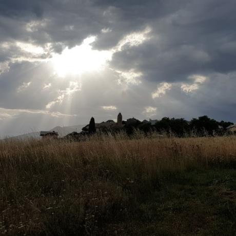 Eclaircie sur le village - Le Sauze du Lac