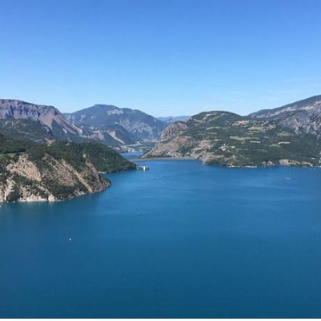 La Cabane à Ju - Foodtruck LE SAUZE DU LAC - La vue qui accompagne votre pause gourmande